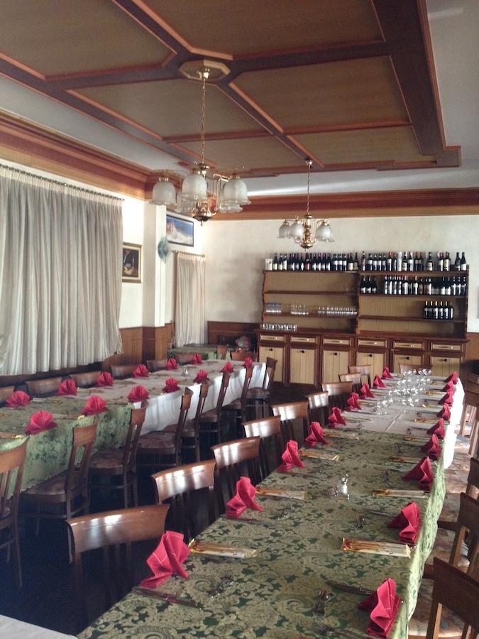 Ristorante Albergo da Giovanni Carvico Esterno foto